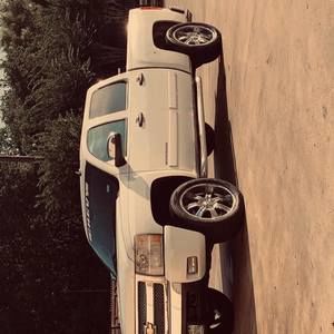 Meet your Posher, Emanuel